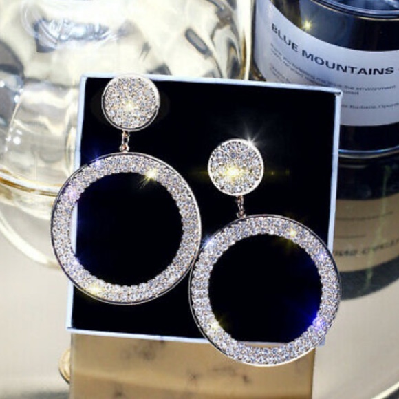 NEW Gorgeous Sterling Silver Hoop Earrings - Picture 3 of 4